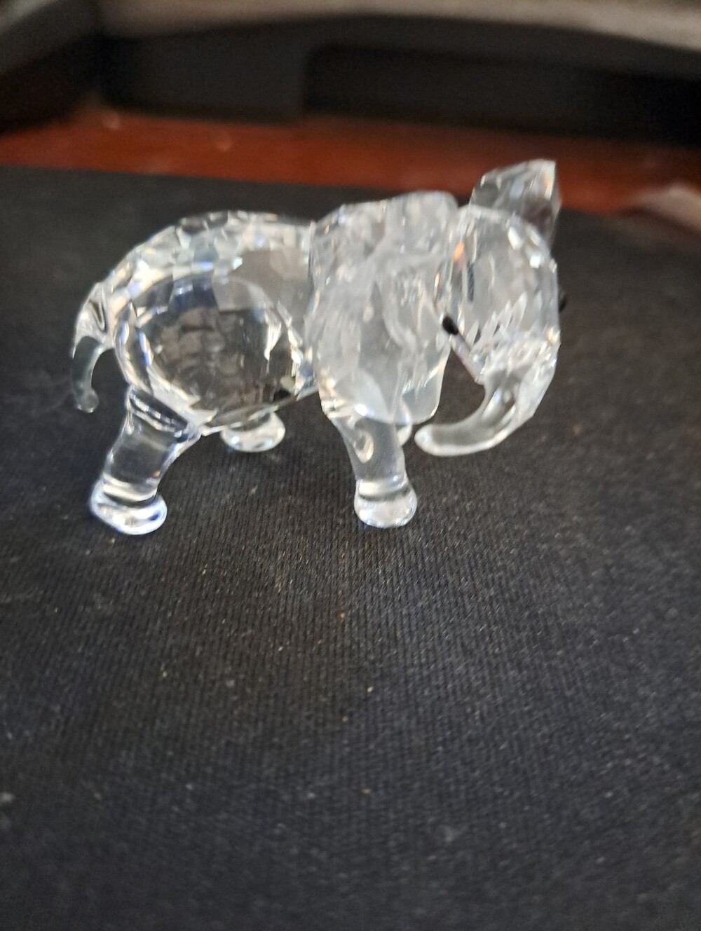 Swarovski Crystal Standing Baby Elephant 674587 Like New Condition 2"
